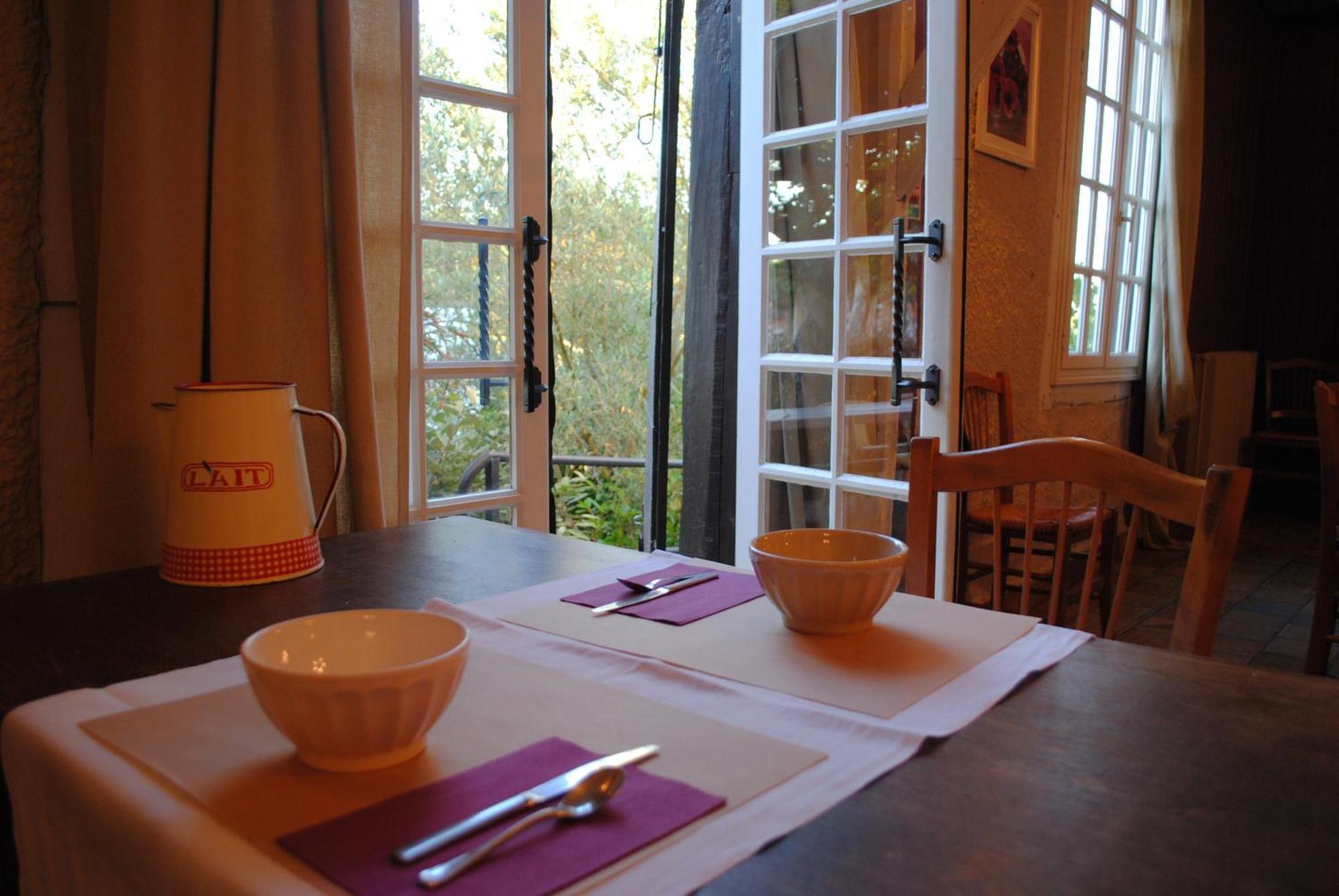 Lesperon  Hotel Et Restaurant Traditionnel L' Escalandes מראה חיצוני תמונה