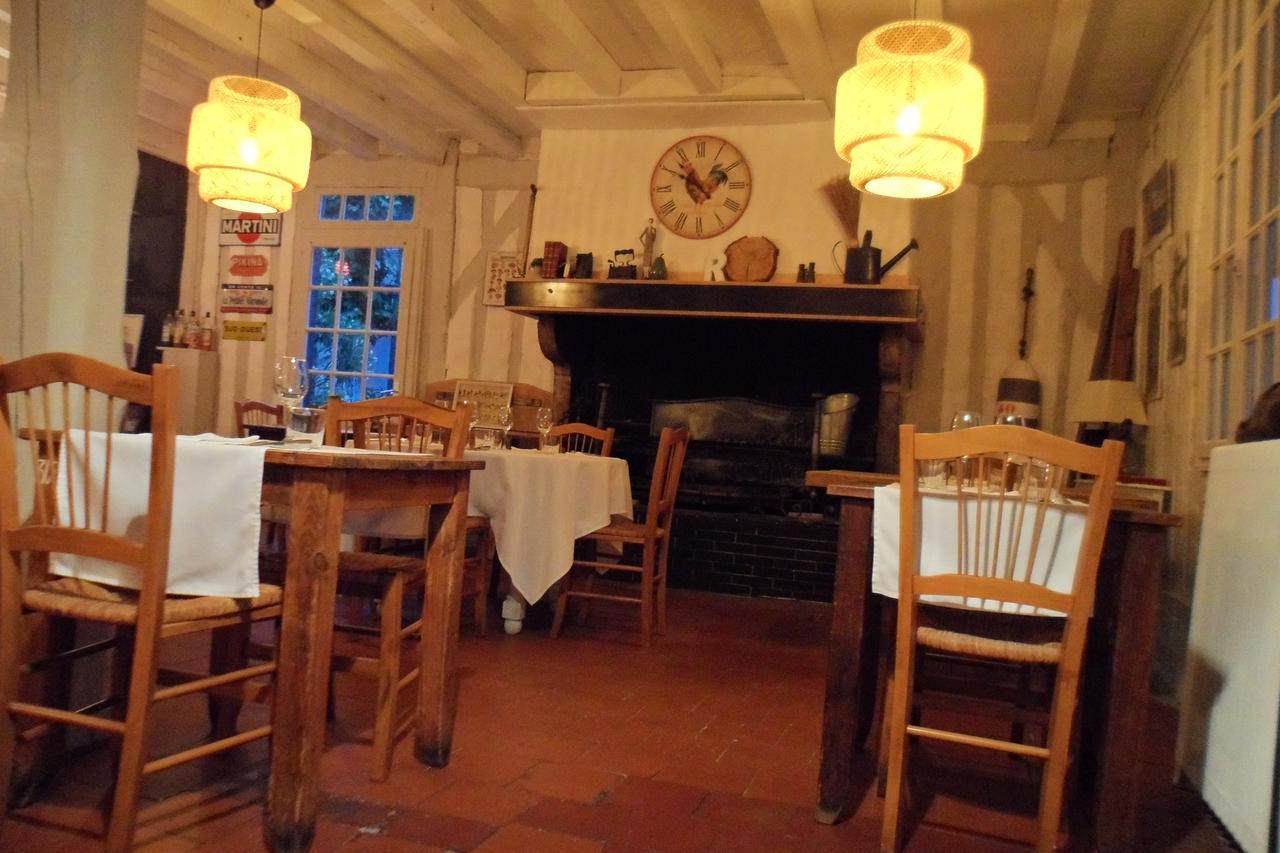 Lesperon  Hotel Et Restaurant Traditionnel L' Escalandes מראה חיצוני תמונה